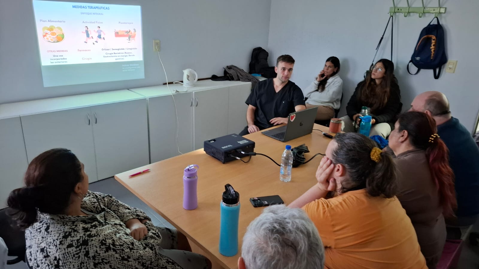 Charla sobre obesidad y comorbilidades en el marco del PECO